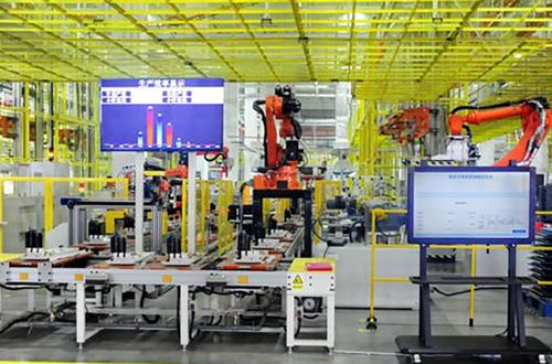 赋能工业未来 云计算装备技术服务驱动生产工厂信息发布系统提升效率